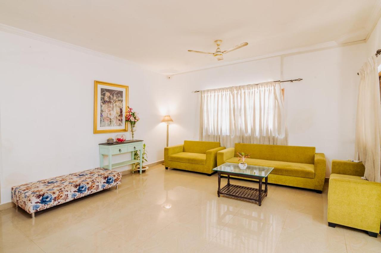 White House In Goa, Truly Amazing Experience Bed & Breakfast Saligao Exterior photo